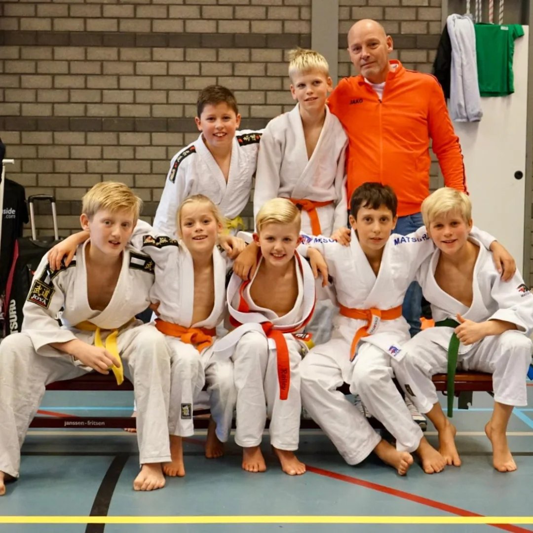 Judoschool Maruseru β groepsfoto